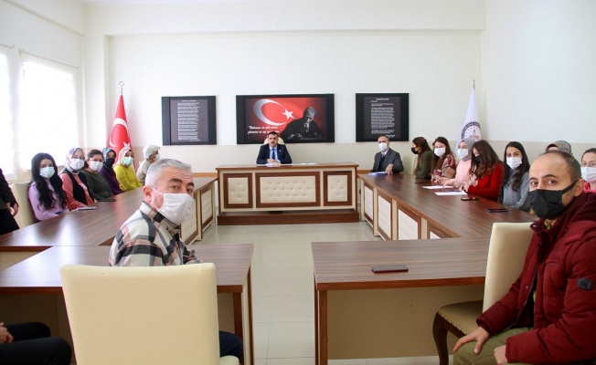 Kaymakam Oktay Erdoğan Beypazarı Halk Eğitim Merkezini Ziyaret Etti
